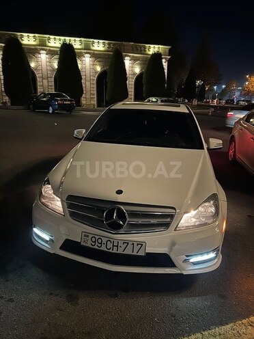 Mercedes C 250-1