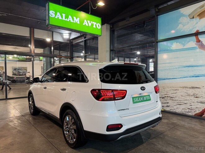 Kia Sorento-4