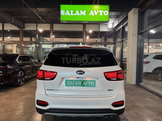 Kia Sorento-5