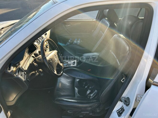 Mercedes E 220 d 2001, 380,000 km - 2.2 л - Bakı