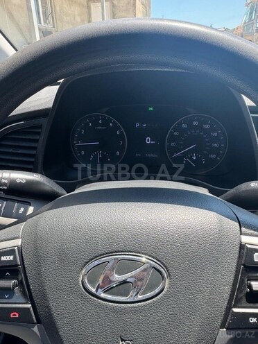 Hyundai Elantra 2017, 170,000 km - 2.0 л - Bakı