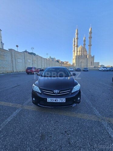 Toyota Corolla 2013, 231,746 km - 1.8 l - Bakı
