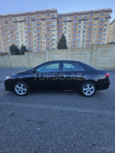 Toyota Corolla 2013, 231,746 km - 1.8 l - Bakı