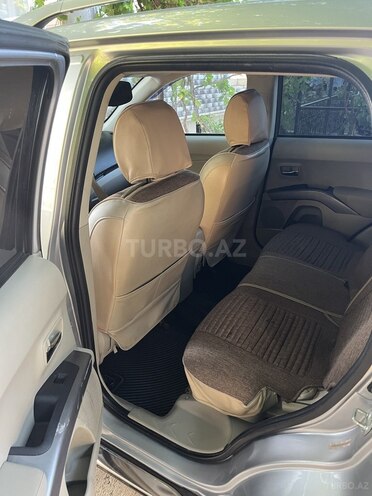 Mitsubishi Outlander 2007, 250,000 km - 3.0 л - Sumqayıt