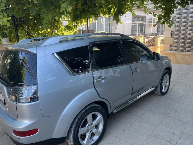 Mitsubishi Outlander 2007, 250,000 km - 3.0 л - Sumqayıt