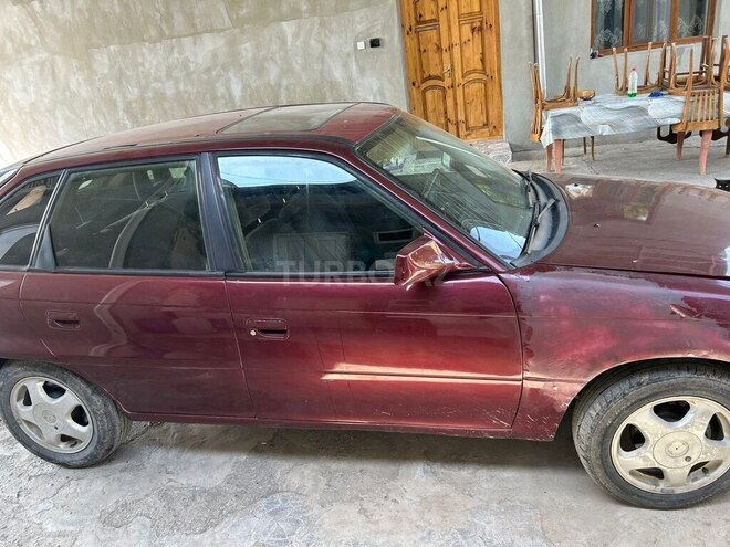 Opel Astra 1997, 299,500 km - 1.6 l - Gəncə