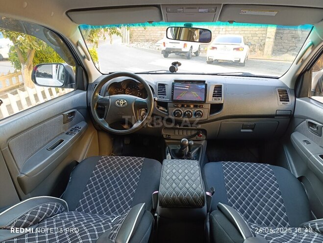 Toyota Hilux 2012, 368,972 km - 2.5 l - Bakı