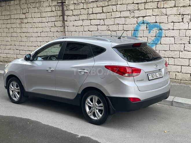 Hyundai ix35 2013, 205,000 km - 2.0 л - Bakı