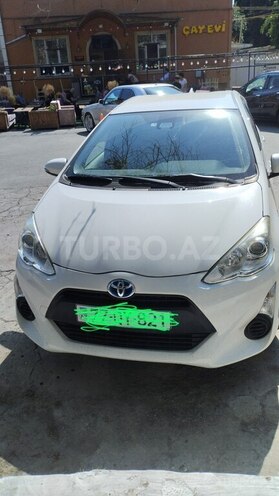 Toyota Aqua 2017, 88,000 km - 1.5 l - Bakı