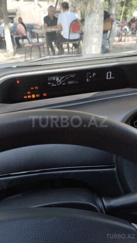 Toyota Aqua 2017, 88,000 km - 1.5 l - Bakı