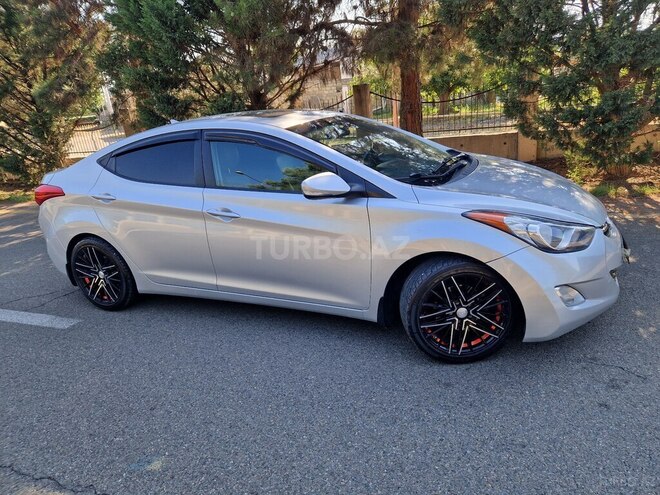Hyundai Elantra 2013, 215,000 km - 1.8 l - Gəncə