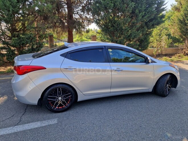 Hyundai Elantra 2013, 215,000 km - 1.8 l - Gəncə