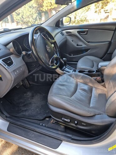 Hyundai Elantra 2013, 215,000 km - 1.8 l - Gəncə