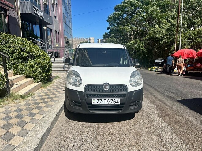 Fiat Doblo 2014, 300,000 km - 1.4 л - Bakı