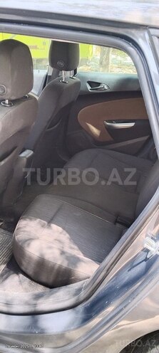 Opel Astra 2013, 161,500 km - 1.4 л - Bakı