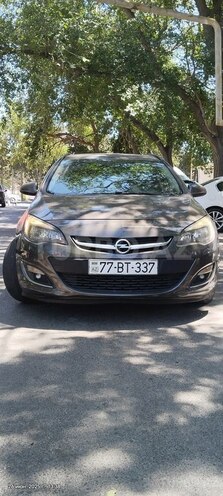 Opel Astra 2013, 161,500 km - 1.4 л - Bakı