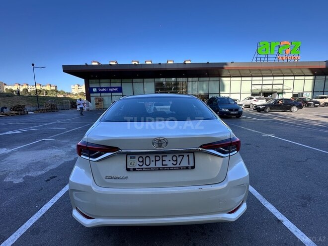 Toyota Corolla 2019, 197,800 km - 1.6 l - Bakı