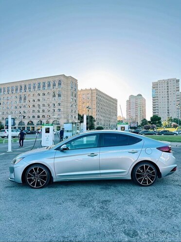 Hyundai Elantra 2020, 77,249 km - 2.0 l - Bakı