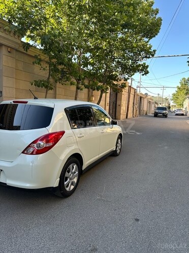 Nissan Tiida-7
