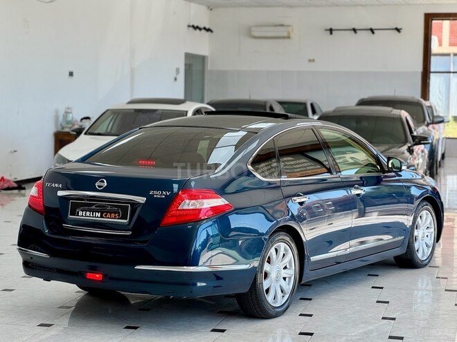 Nissan Teana-10