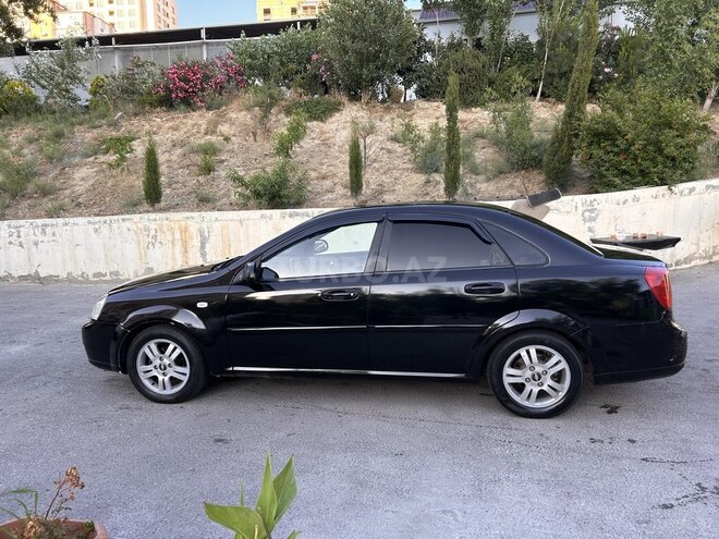Chevrolet Lacetti-2