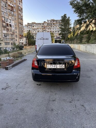 Chevrolet Lacetti-4