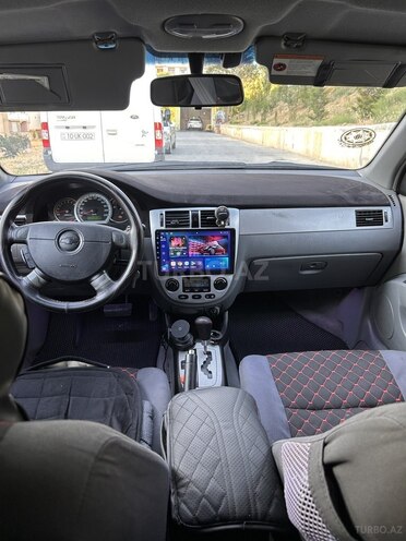 Chevrolet Lacetti-5