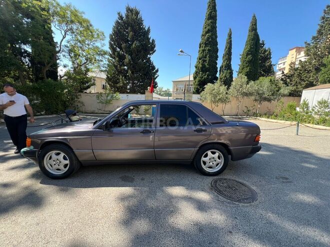 Mercedes 190 1992, 640,000 km - 2.0 l - Bakı