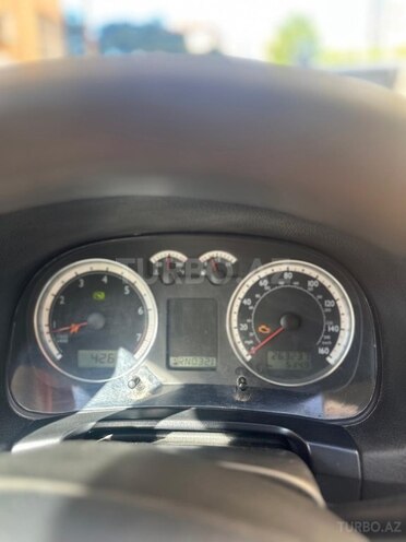 Volkswagen Jetta 2004, 263,237 km - 2.0 l - Bakı