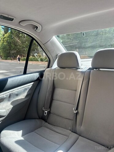 Volkswagen Jetta 2004, 263,237 km - 2.0 l - Bakı