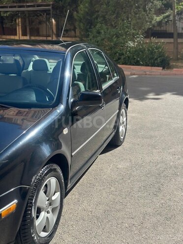 Volkswagen Jetta 2004, 263,237 km - 2.0 l - Bakı