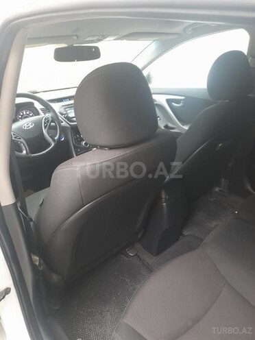 Hyundai Elantra 2015, 266,346 km - 1.8 л - Bakı