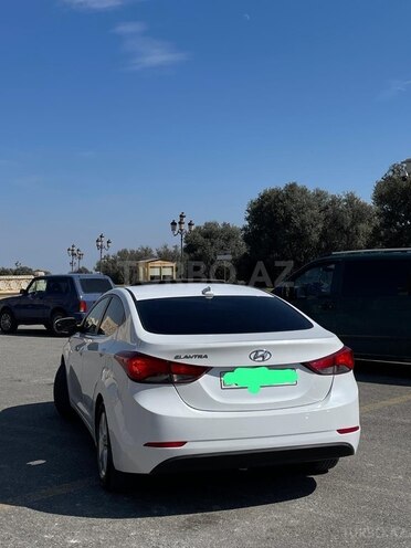 Hyundai Elantra 2015, 266,346 km - 1.8 л - Bakı
