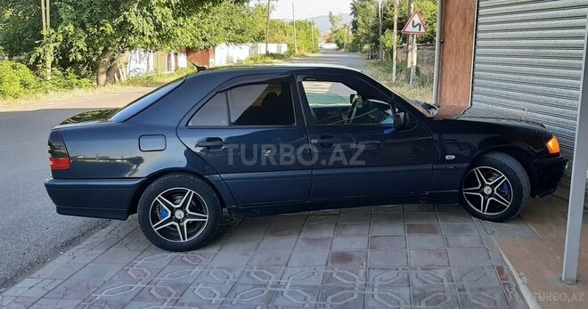 Mercedes C 180 1997, 540,667 km - 1.8 l - Qazax