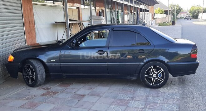 Mercedes C 180 1997, 540,667 km - 1.8 l - Qazax