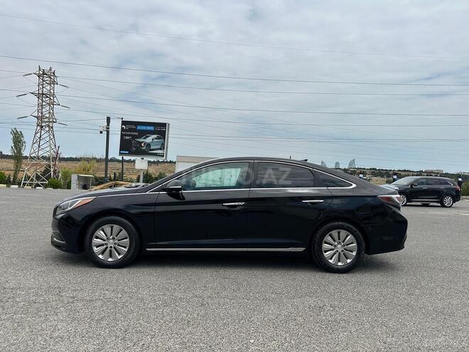 Hyundai Sonata-8