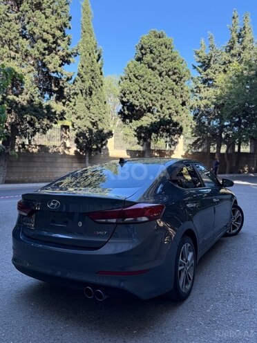 Hyundai Avante 2016, 257,000 km - 1.6 l - Bakı
