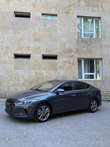 Hyundai Avante 2016, 257,000 km - 1.6 l - Bakı