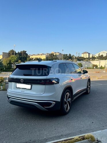 Volkswagen ID.6 Crozz-5