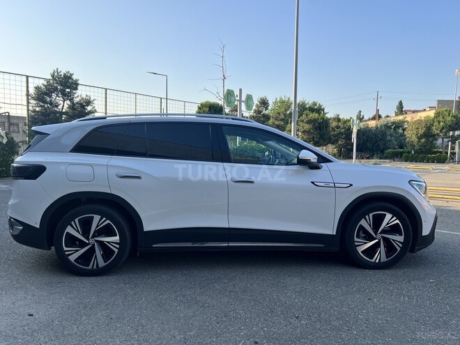 Volkswagen ID.6 Crozz-6
