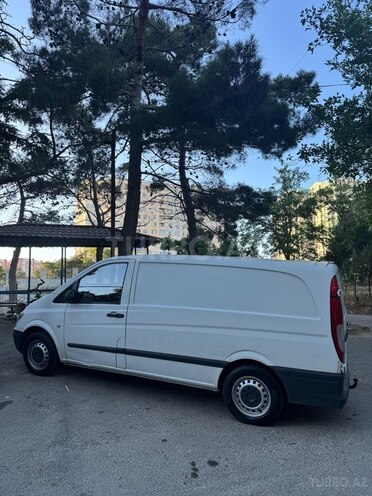 Mercedes Vito 115 2010, 185,000 km - 2.2 l - Bakı