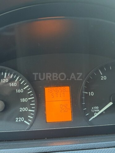 Mercedes Vito 115 2010, 185,000 km - 2.2 l - Bakı