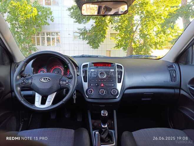Kia  2012, 280,000 km - 1.6 l - Bakı