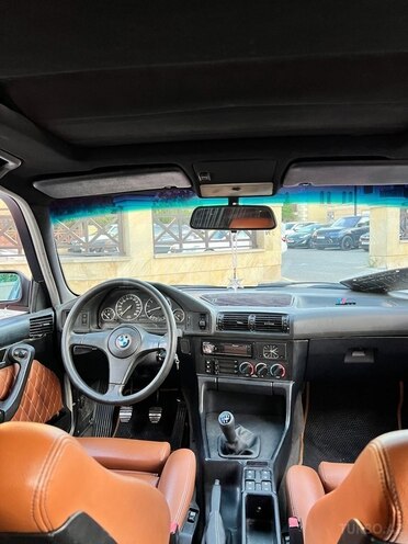 BMW 525 1991, 318,524 km - 2.5 l - Bakı