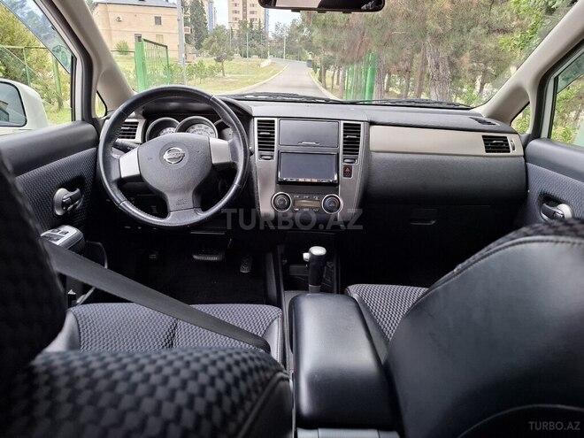 Nissan Tiida 2011, 109,000 km - 1.5 l - Naftalan