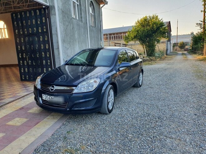 Opel Astra 2009, 241,000 km - 1.4 l - Şəmkir