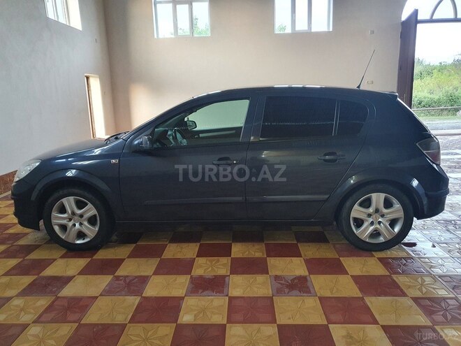 Opel Astra 2009, 241,000 km - 1.4 l - Şəmkir