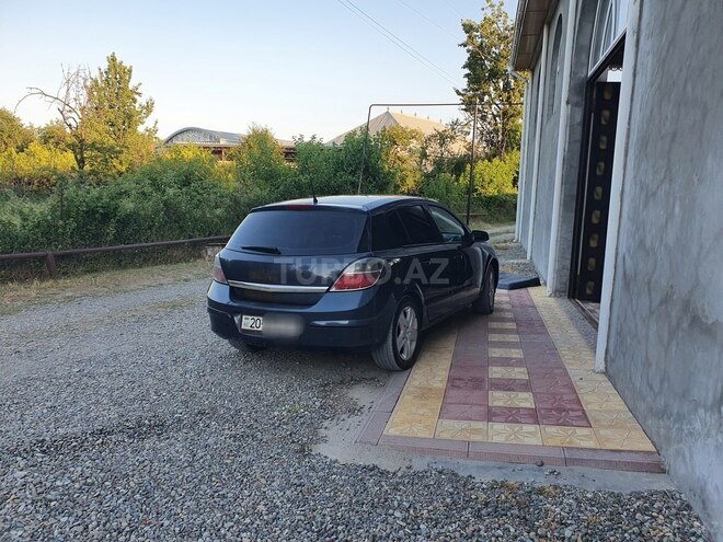 Opel Astra 2009, 241,000 km - 1.4 l - Şəmkir