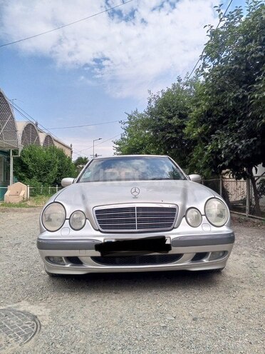 Mercedes E 280 2001, 396,000 km - 2.8 l - Gəncə