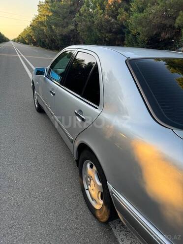 Mercedes E 200 1999, 470,000 km - 2.0 l - Gəncə